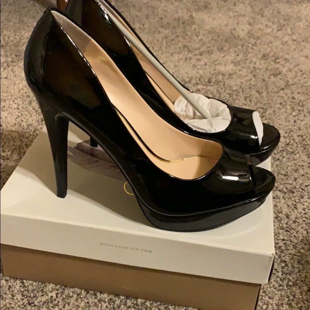 Jessica Simpson pumps - Picture 2 of 5